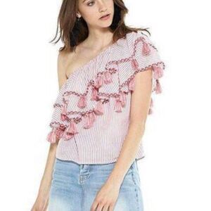 Misa Los Angeles One Shoulder
Linnea Top Tassel